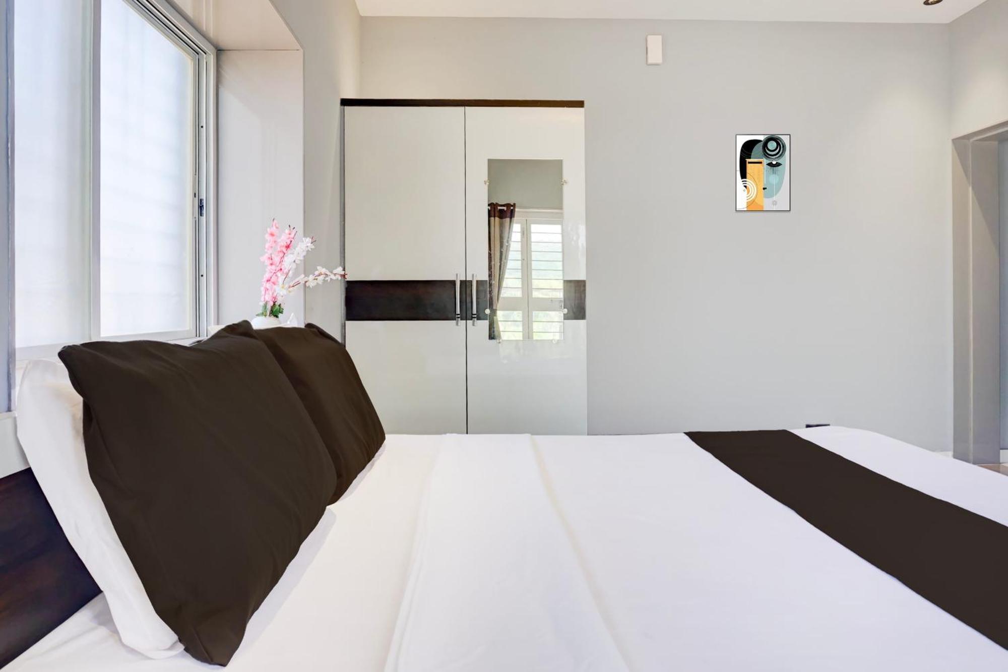 Hotel O Jeevan Restaurant & Lodging Kavathe Luaran gambar