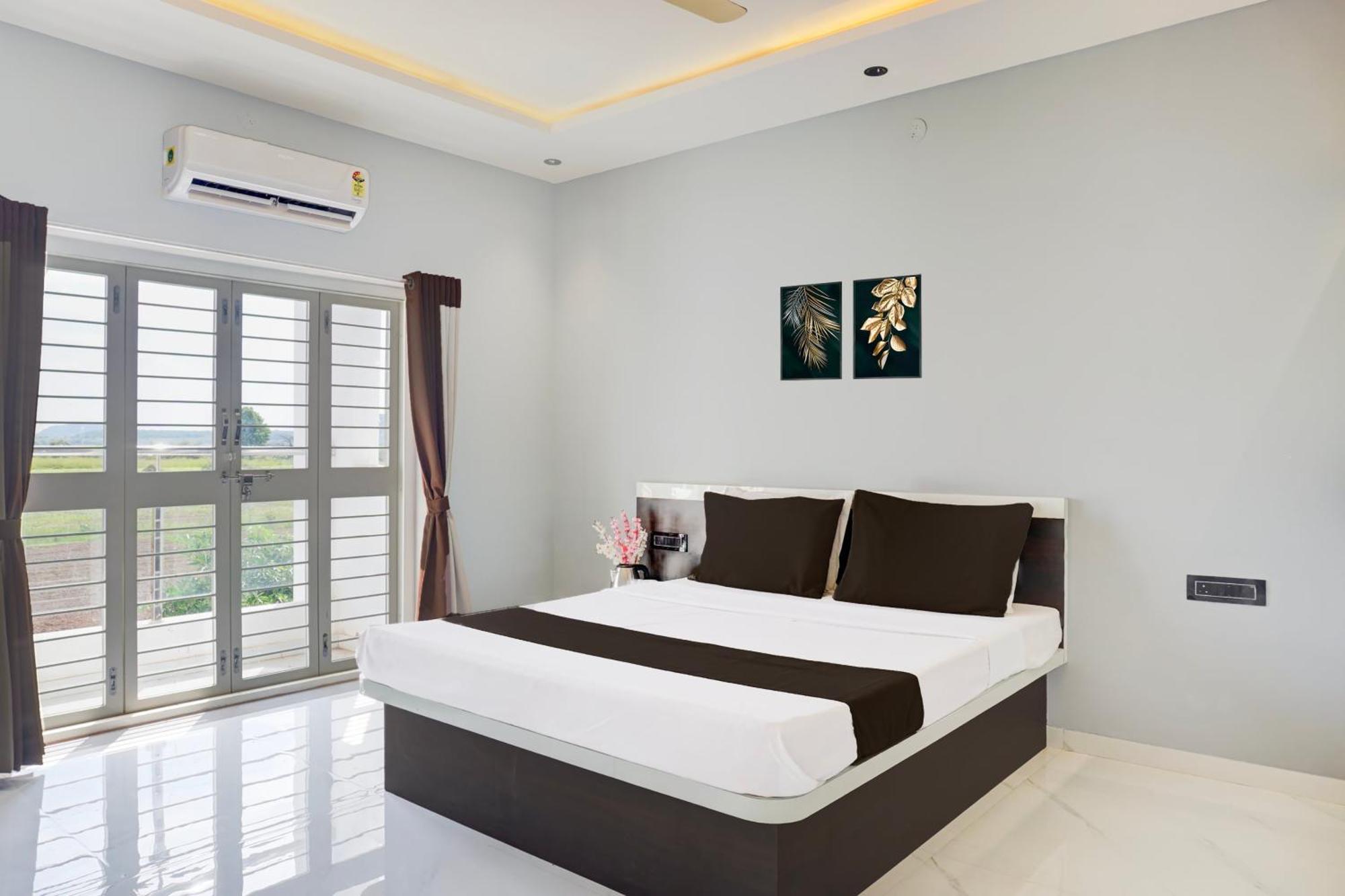 Hotel O Jeevan Restaurant & Lodging Kavathe Luaran gambar