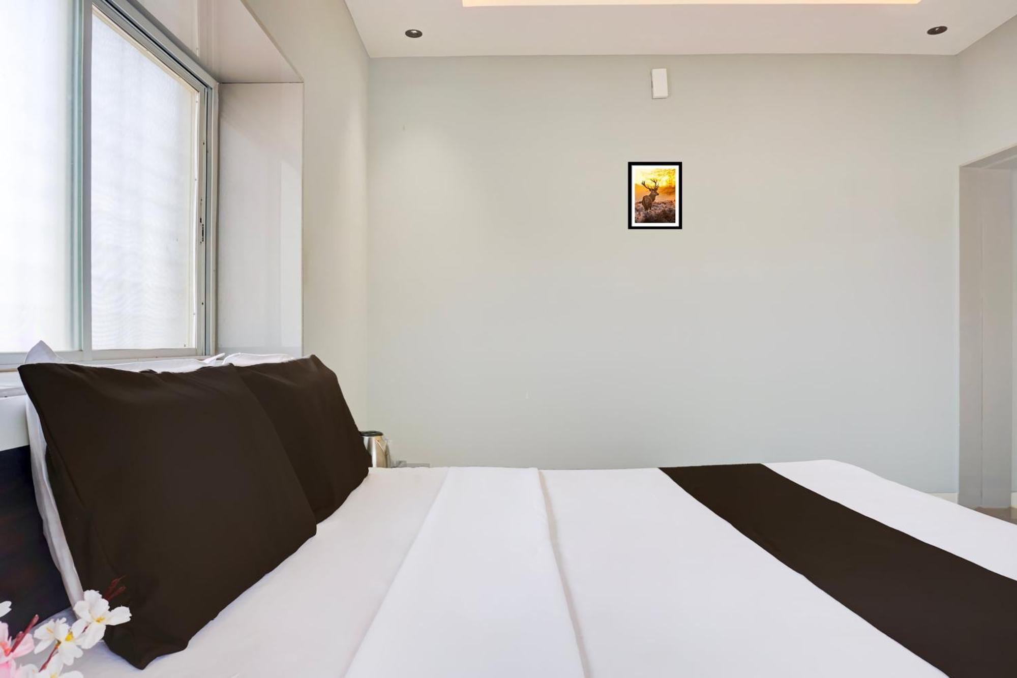 Hotel O Jeevan Restaurant & Lodging Kavathe Luaran gambar