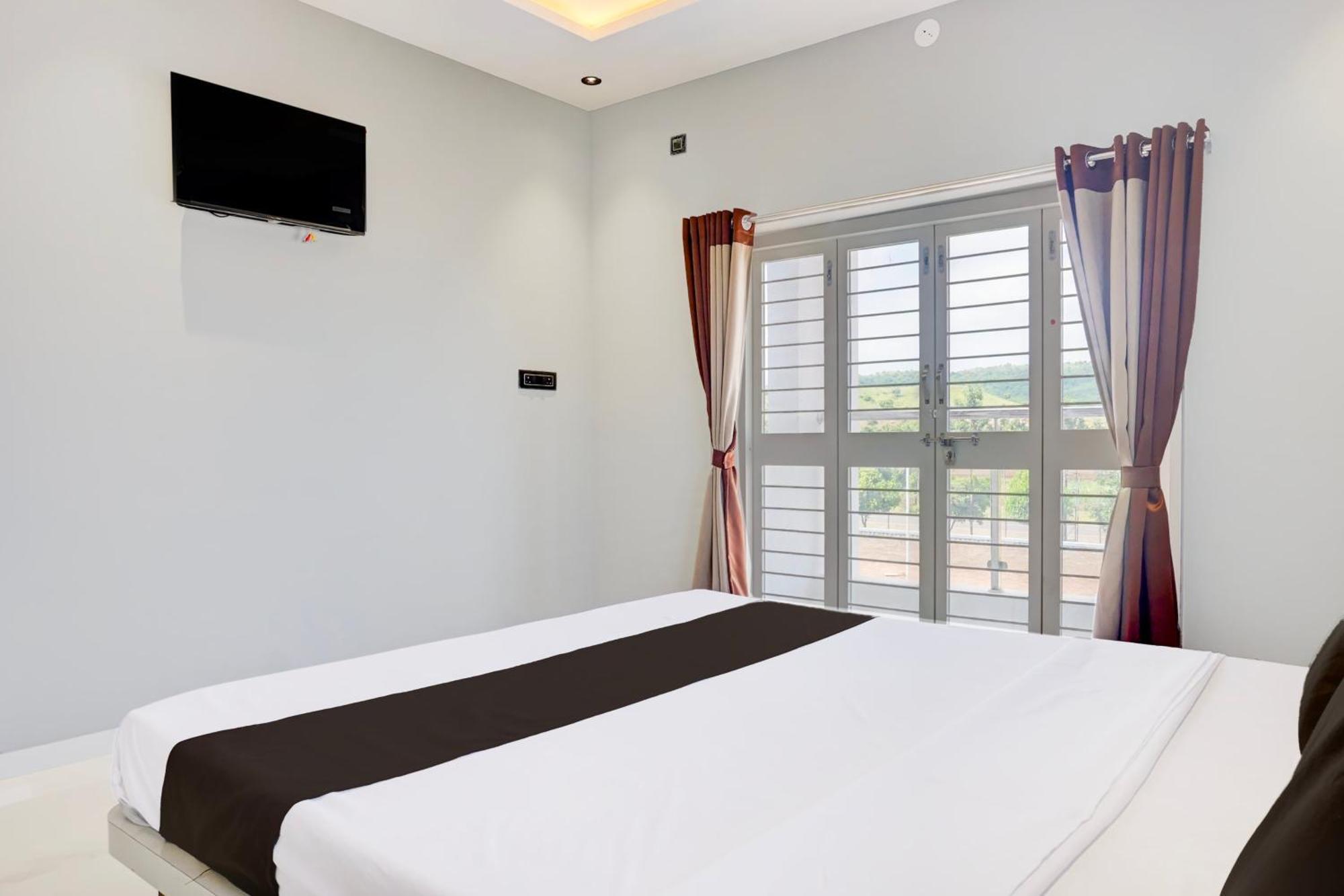 Hotel O Jeevan Restaurant & Lodging Kavathe Luaran gambar